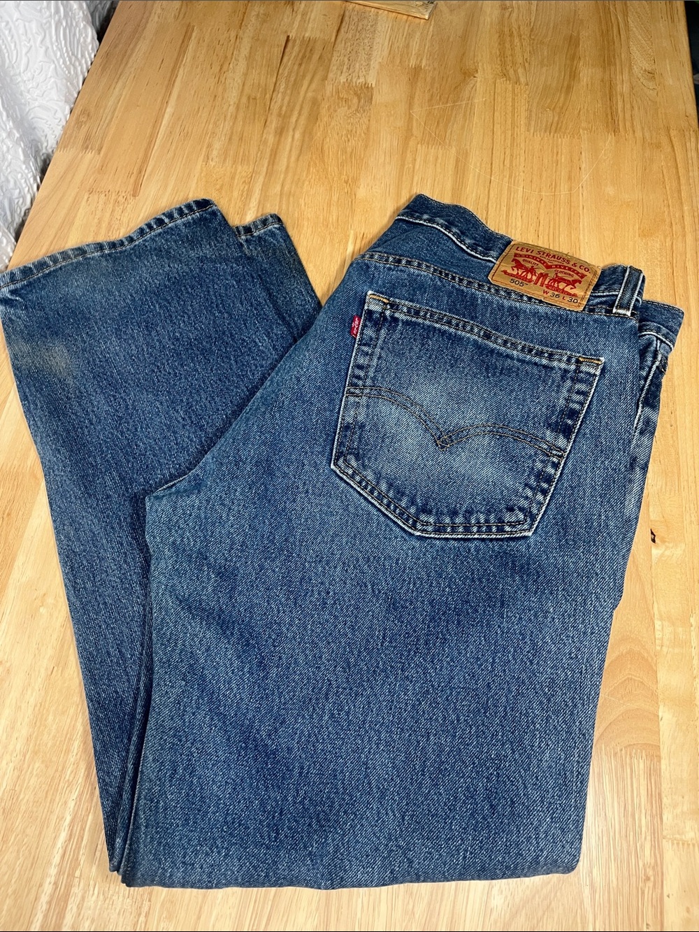 Levi’s 505 Regular Fit Straight Leg Jeans Medium Wash - 36x30
